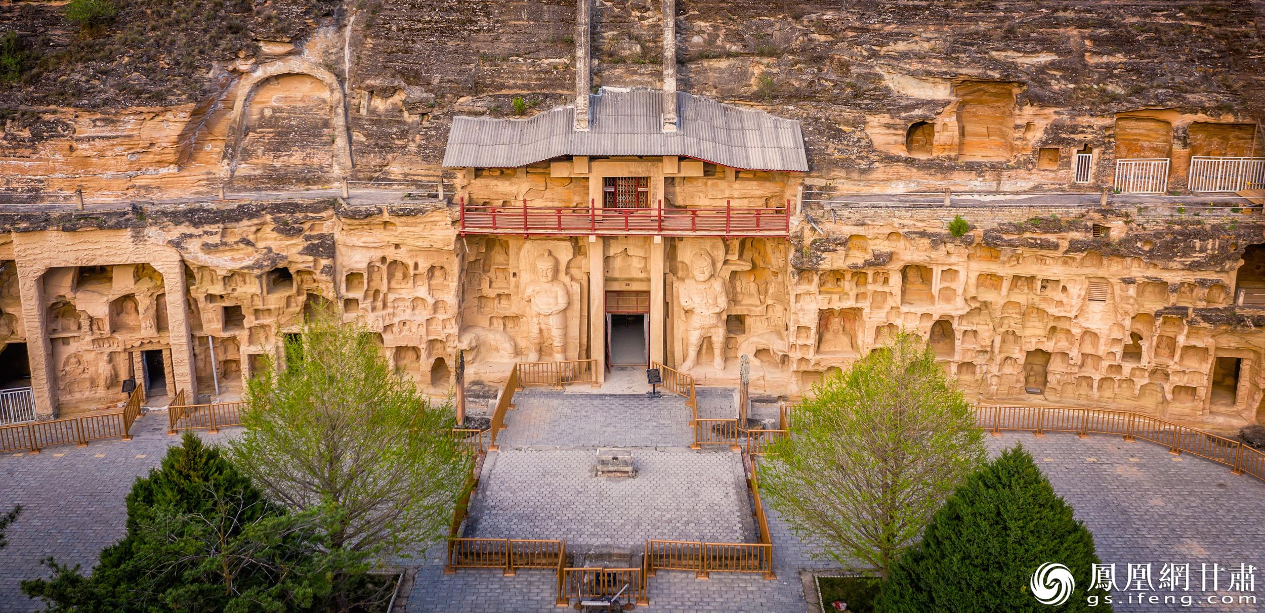 北石窟寺始建于北魏,經(jīng)多個(gè)朝代增修形成密集窟龕。北石窟寺文物保護(hù)研究所供圖